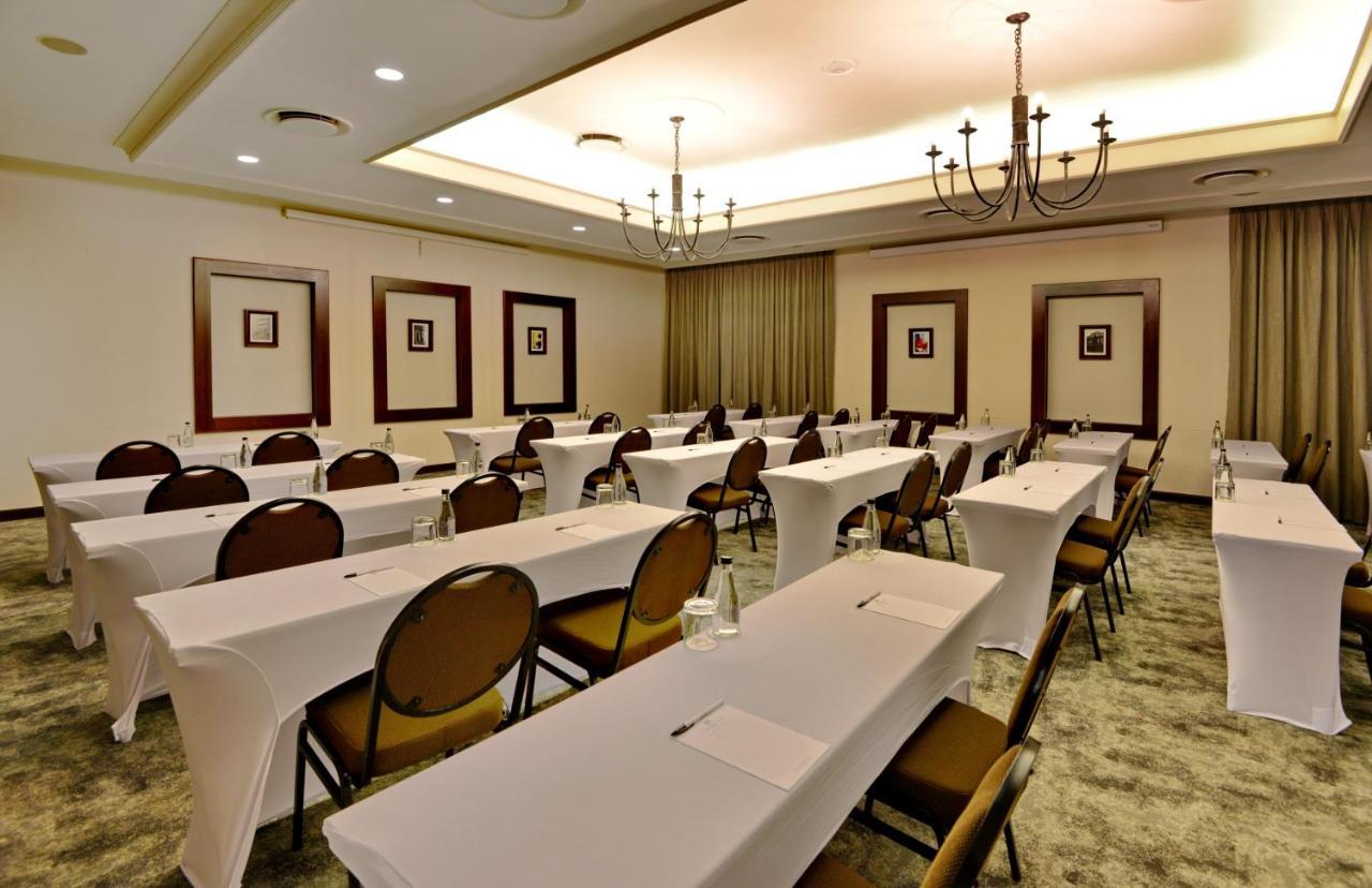 The Centurion Hotel 외부 사진