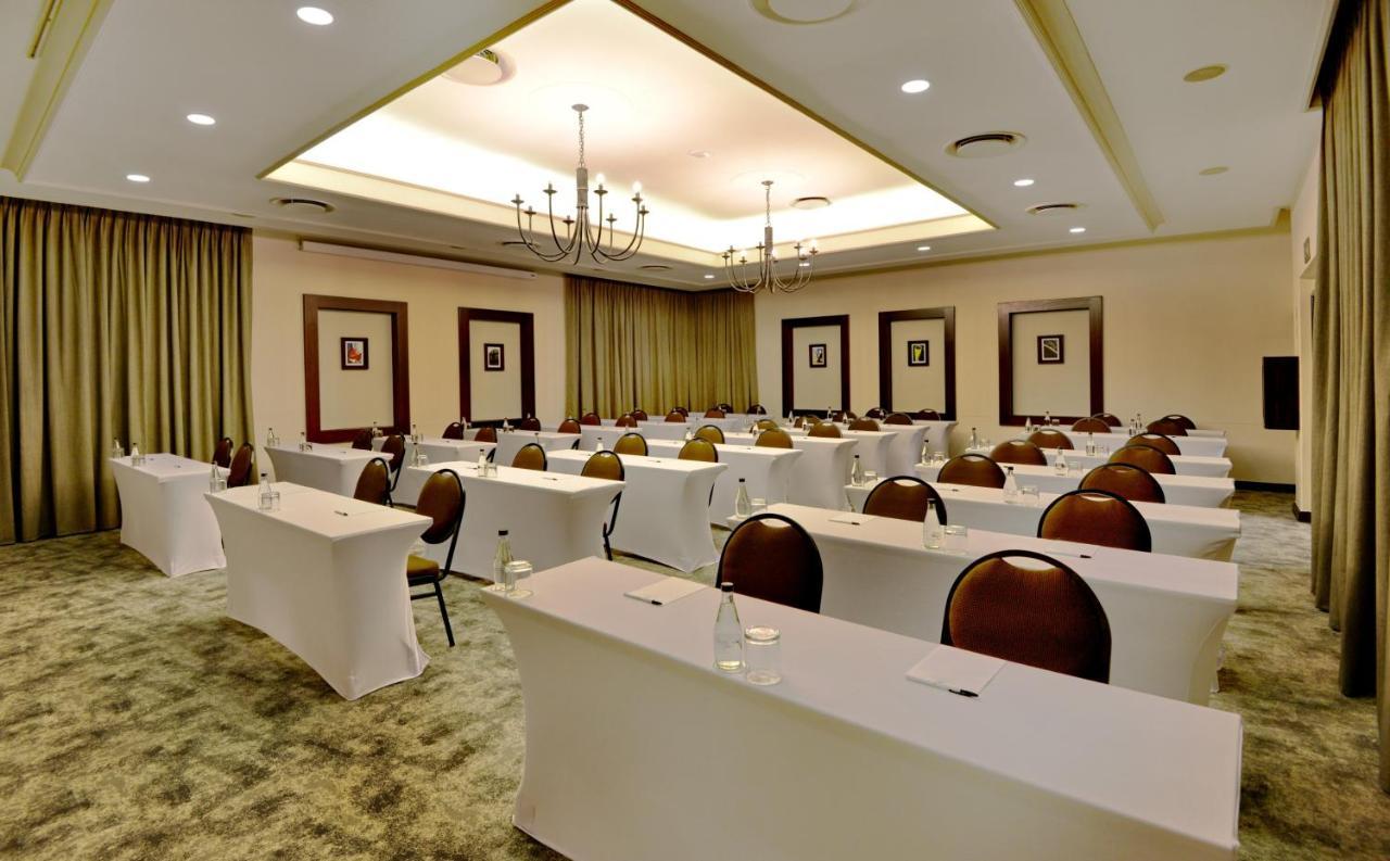 The Centurion Hotel 외부 사진